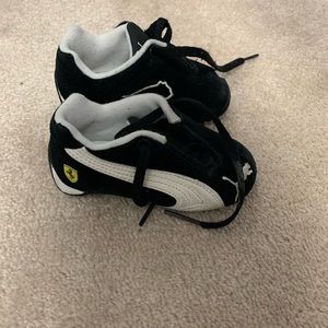 Puma toddler shoes size 5